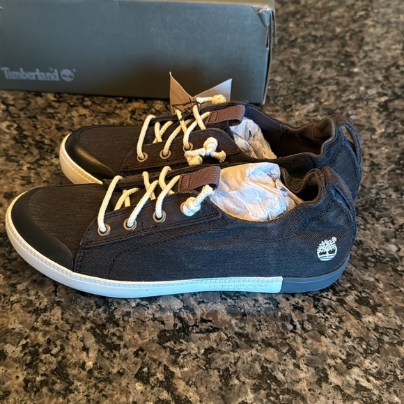 Timberland Newport bay canvas skateboard shoes NIB 7.5 - Picture 3 of 8